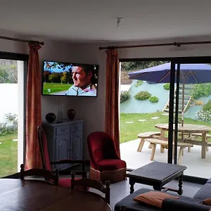 Les Embruns Jardin Hébergement de vacances