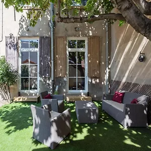 le-jardin-des-docks-appt-avec-jardin.hotels-rhonealpes.com/